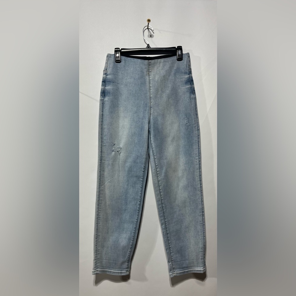 RISEN High-Rise Boyfriend‎ Jeans Light Wash Size Large Waist 30 Inseam 28”